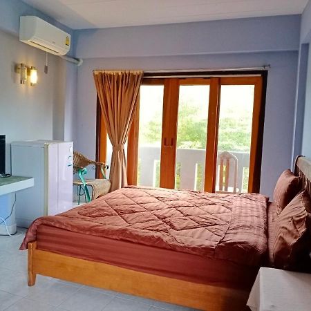 Pott Guesthouse Pantai Chaweng Luaran gambar